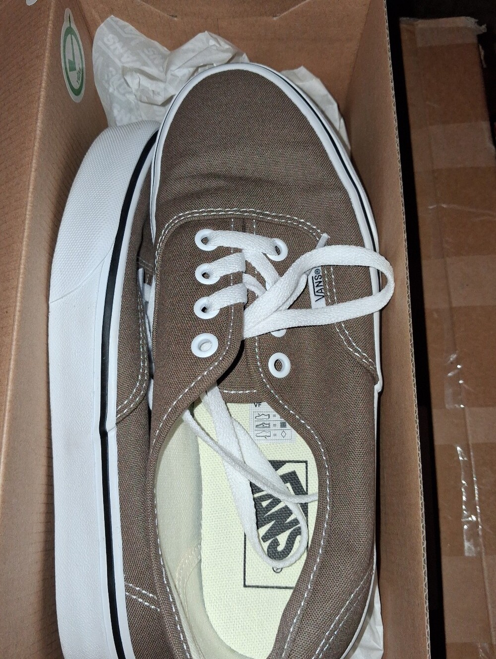 NEW IN BOX- Vans Authentic
